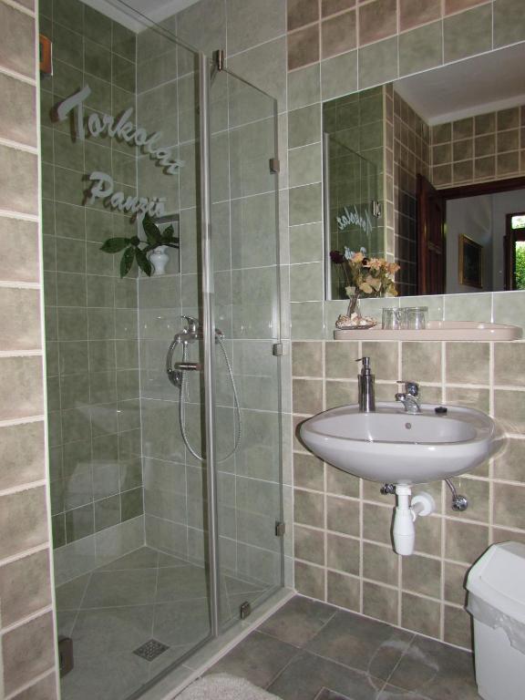 Bed and Breakfast Torkolat Panzio Токай Номер фото