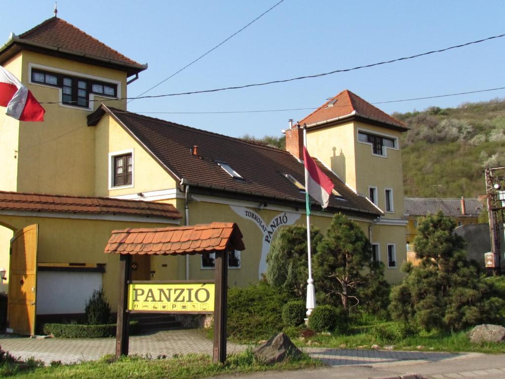 Bed and Breakfast Torkolat Panzio Токай Экстерьер фото