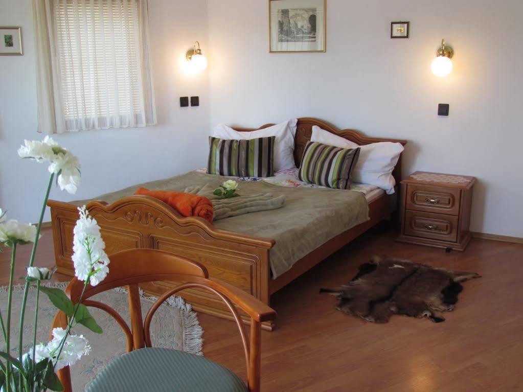 Bed and Breakfast Torkolat Panzio Токай Экстерьер фото